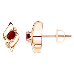 Orecchini a conchiglia ovali di rubino naturale e diamanti in oro rosa 14K (4x3mm)