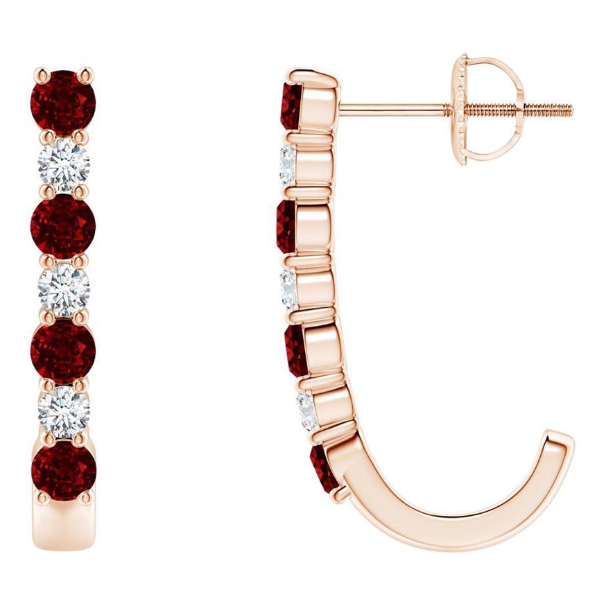ANGARA J-Hoop-Ohrringe aus 14 Karat Roségold mit natürlichem 0,72 Karat Rubin und Diamanten