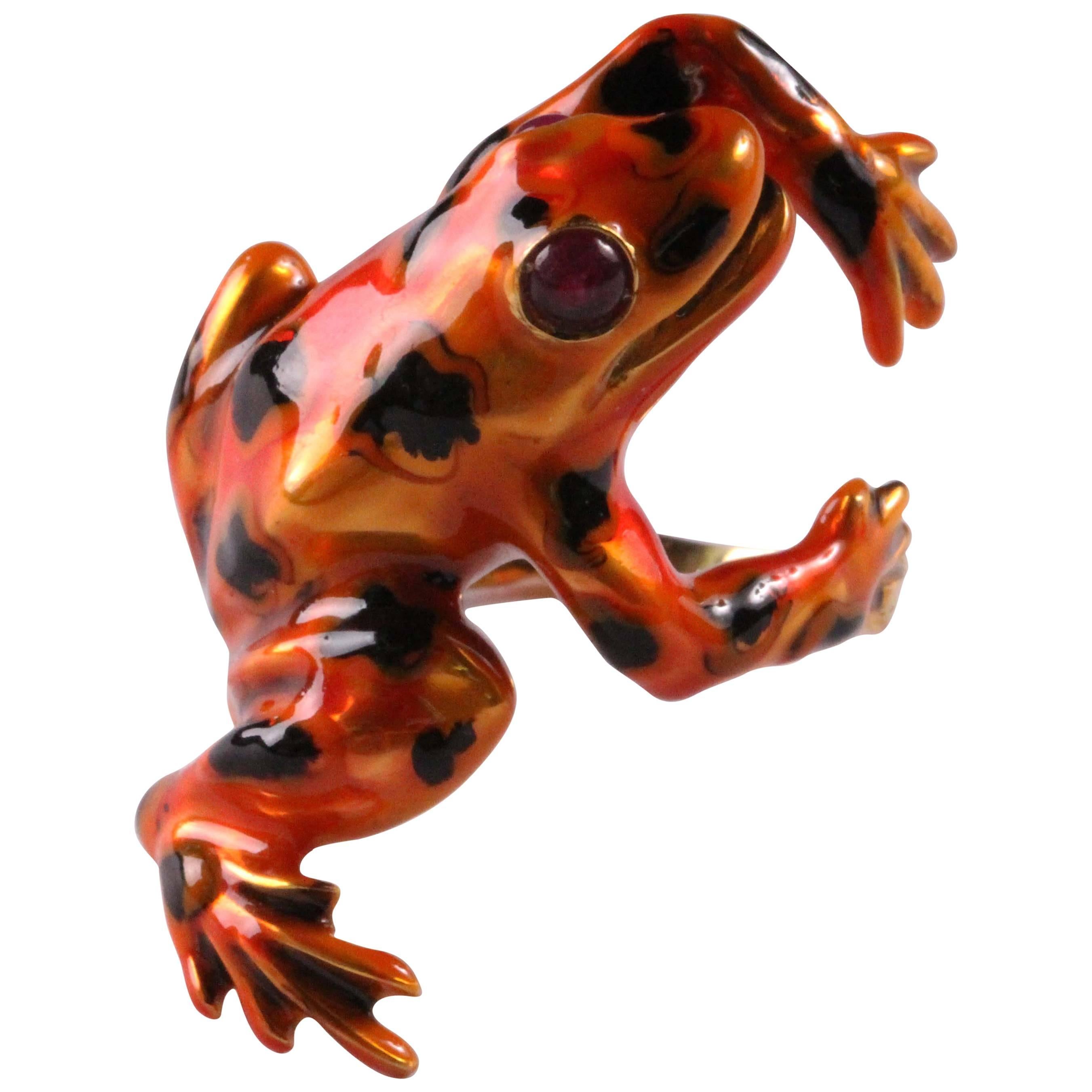 Frog enamel and gold ring with rubies For Sale