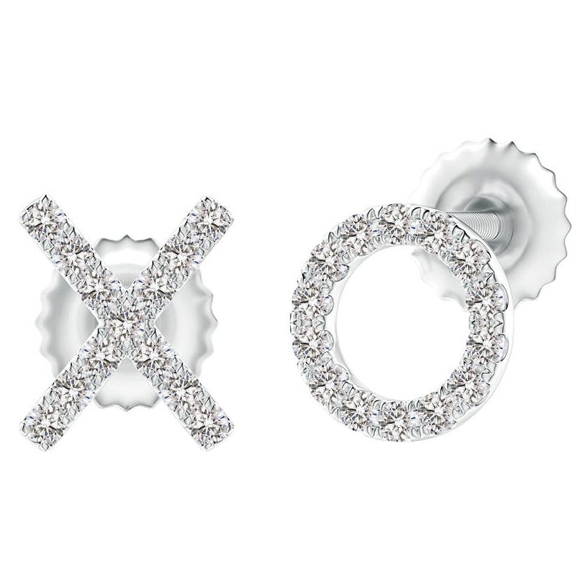 Natural Diamond XO Stud Earrings in Platinum (0.08cttw  Color-I-J) For Sale