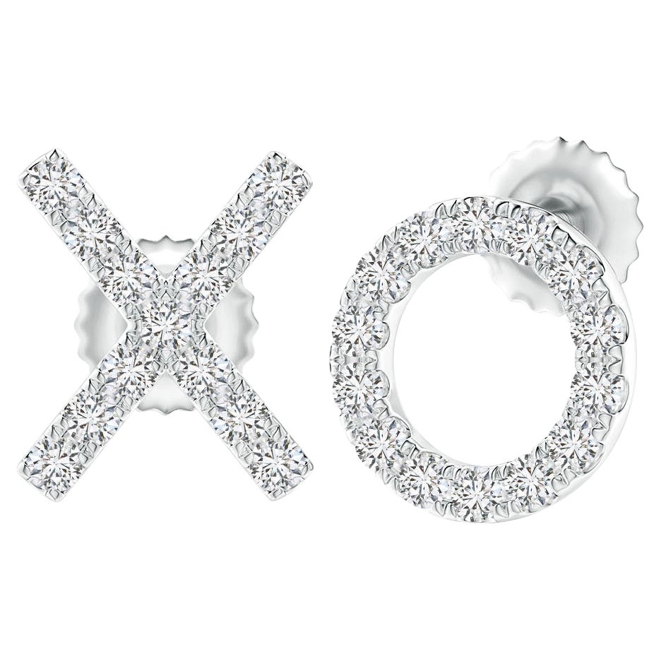 Clous d'oreilles XO en or blanc 14 carats avec diamants naturels (0,2 cttw Couleur-H Clarté-SI2) en vente