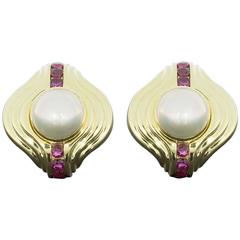 Vintage Very Rare LAGOS 18kt Yellow Gold 12mm Mabe Pearl & Ruby Earrings