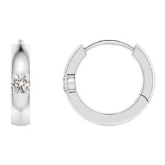 Orecchini a cerchio con diamanti tondi naturali da 0,07cttw in oro bianco 14K (Color-I-J)