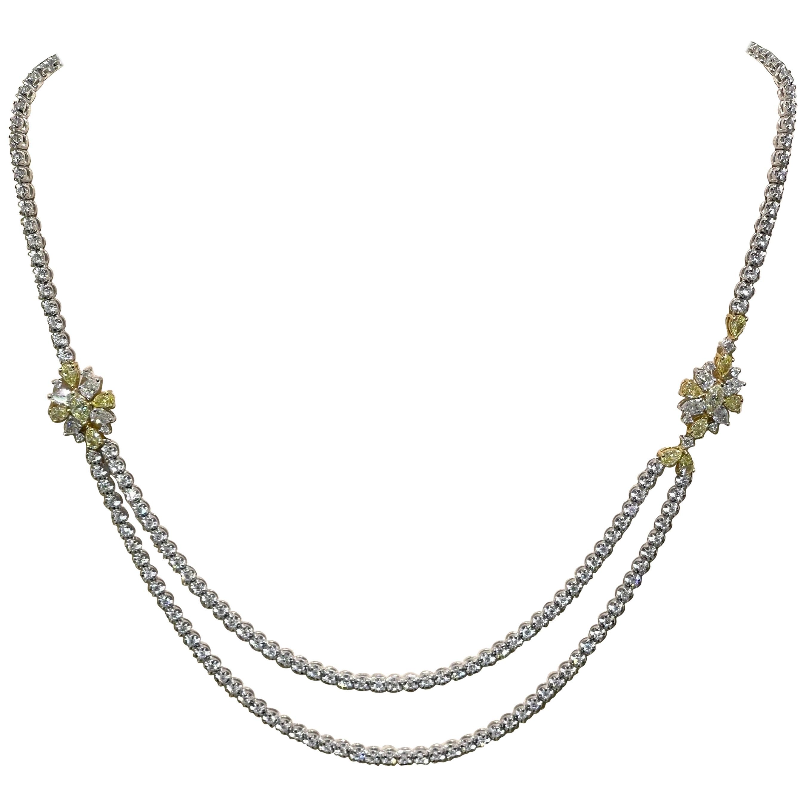 Wunderschöne Halskette aus weißen und gelben Diamanten in 18k Weißgold  im Angebot