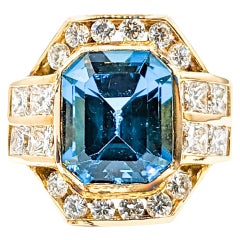 Londoner Ring aus 21 Karat Gold mit blauem Topas und Diamanten