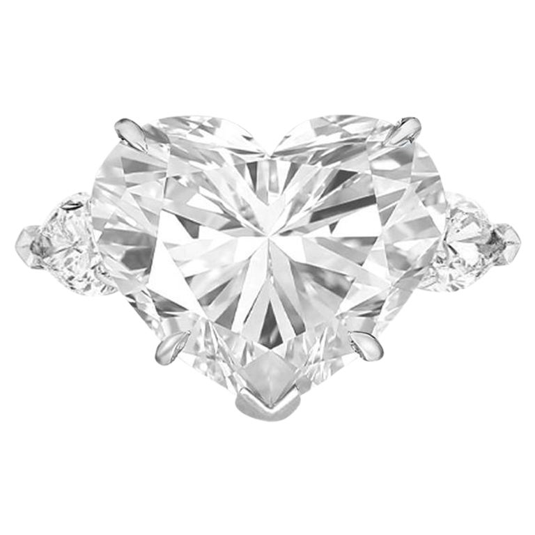 GIA Certified 4 Carat Heart Cut Diamond D COLOR FLAWLESS  Bague en diamant en vente