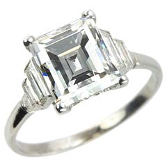 Art Deco 2.90 Carat Emerald Cut Diamond Engagement Ring