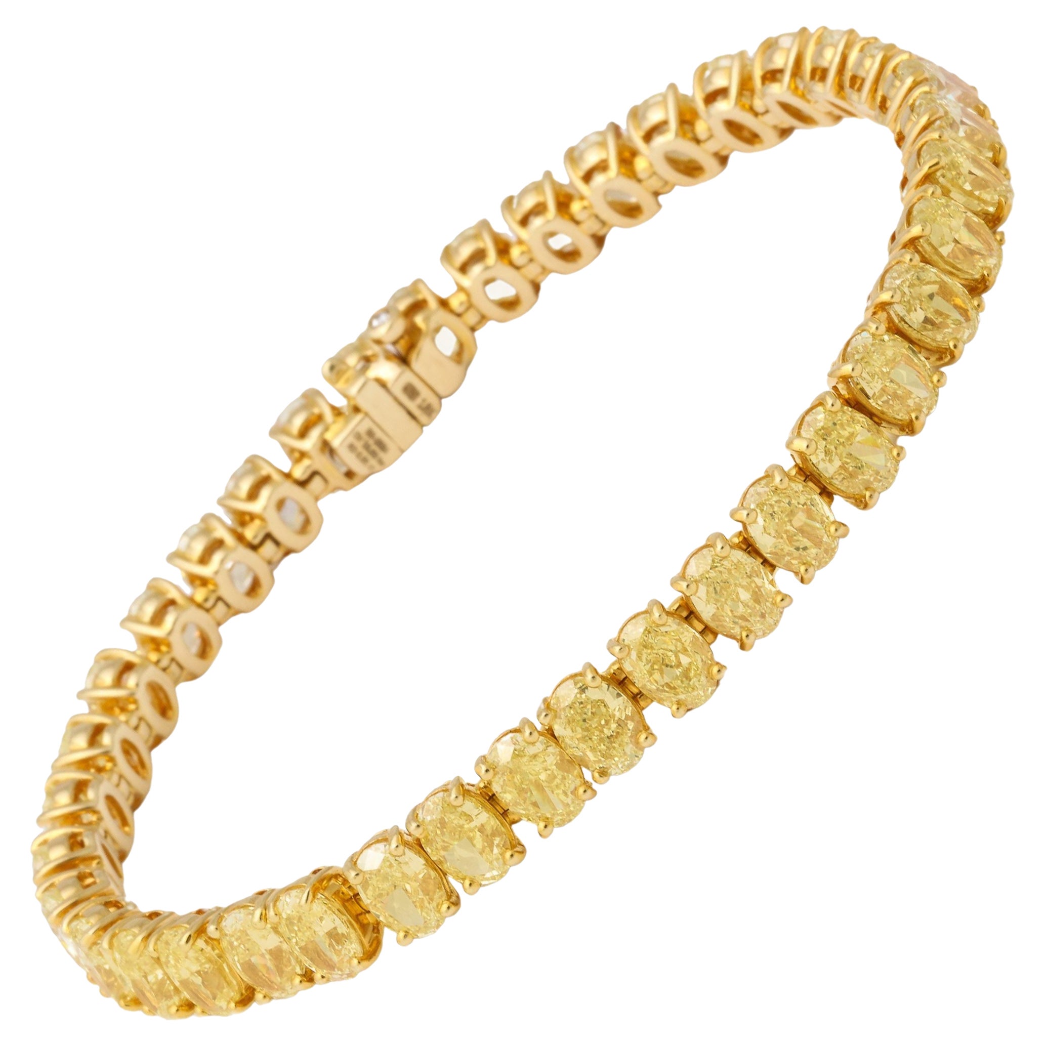 Bracelet de diamants jaunes de forme ovale 