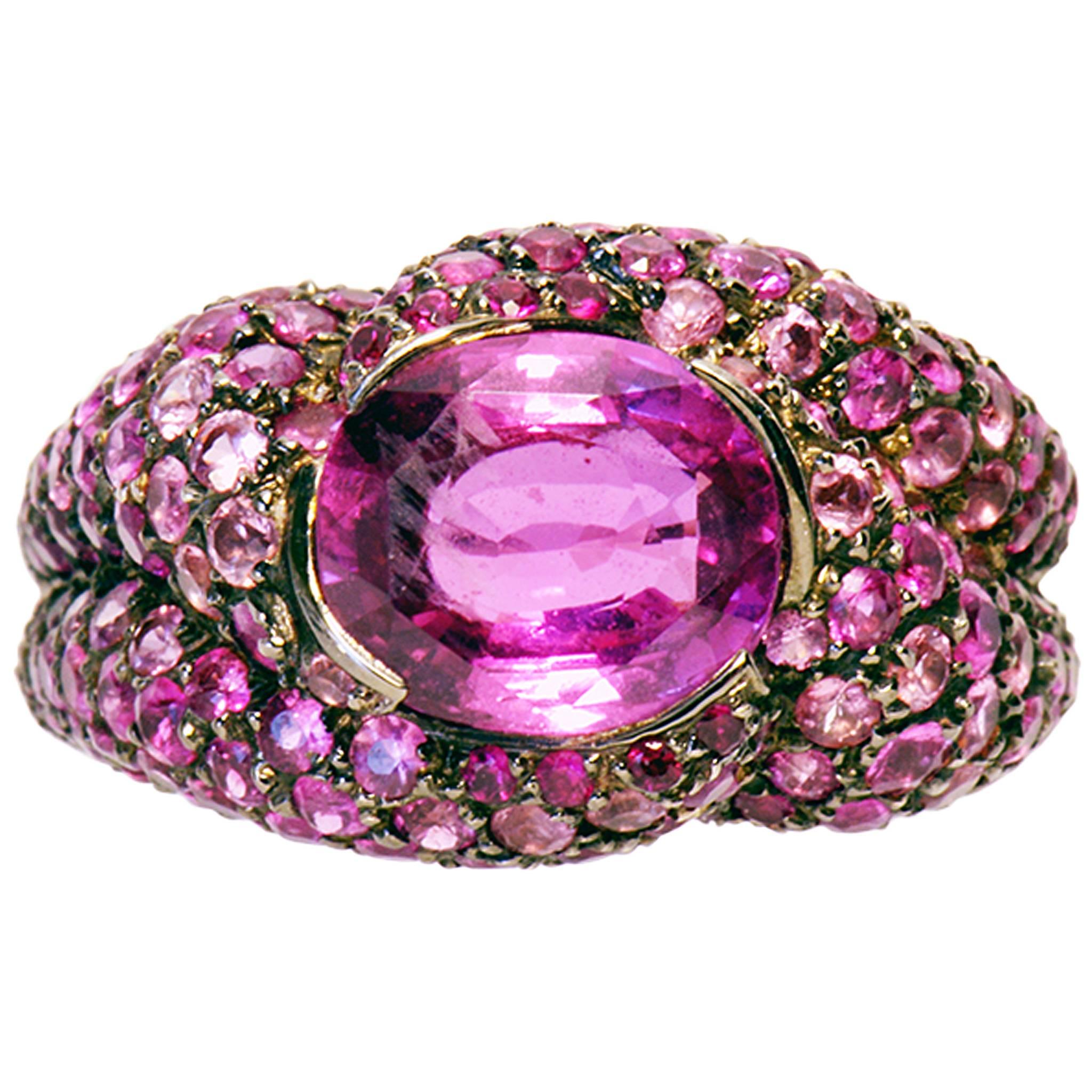 Pink Sapphire 3, 02 Cts Set with 3, 48 Cts of Pink Rubies and Sapphires Ring For Sale