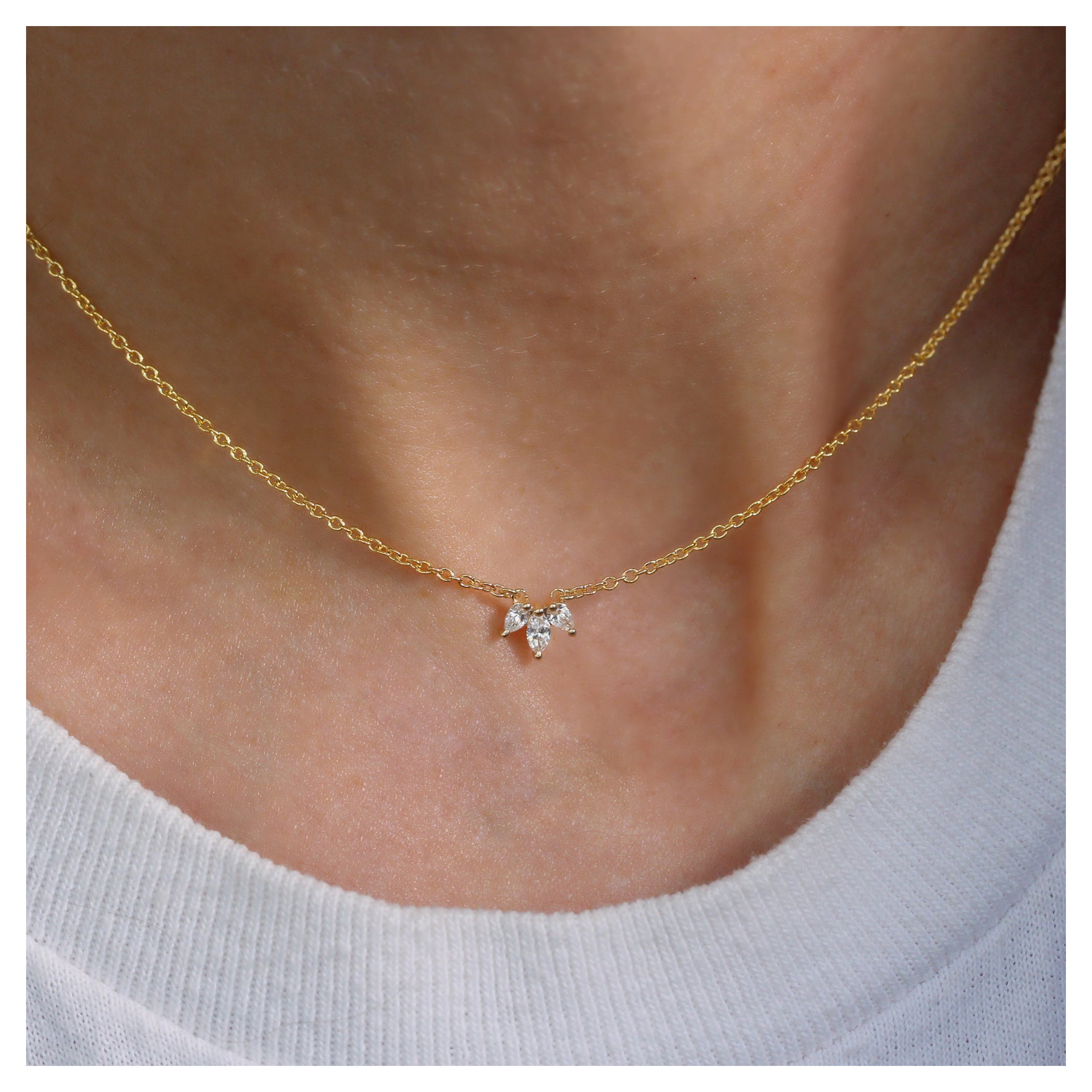 Minimale, einzigartige Halskette mit Marquise- und birnenförmigen Diamanten, Unikat – Jenny