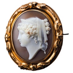 Antique Cameo Brooch Pendant Necklace 18K Gold - Victorian c.1860