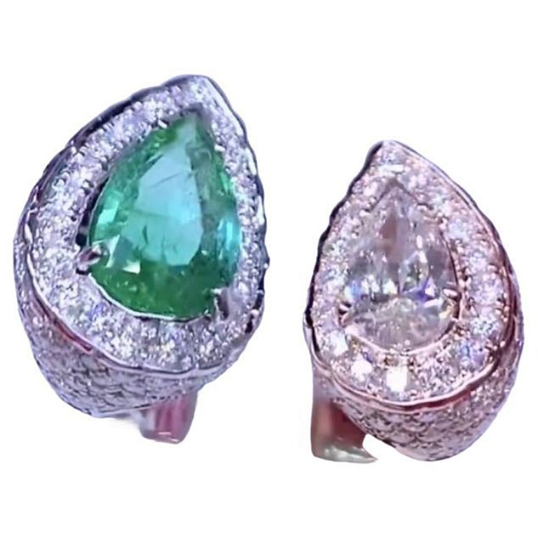 AIG Certified 2.40 Carats Zambia Emerald GIA Certified 1 Ct Diamonds Ring For Sale