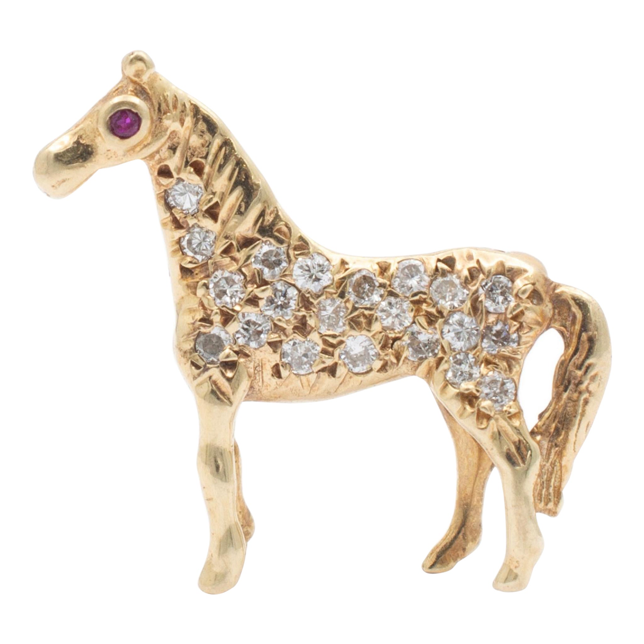 Broche/épingle cheval vintage en or jaune 14 carats avec diamants pavés et rubis en vente