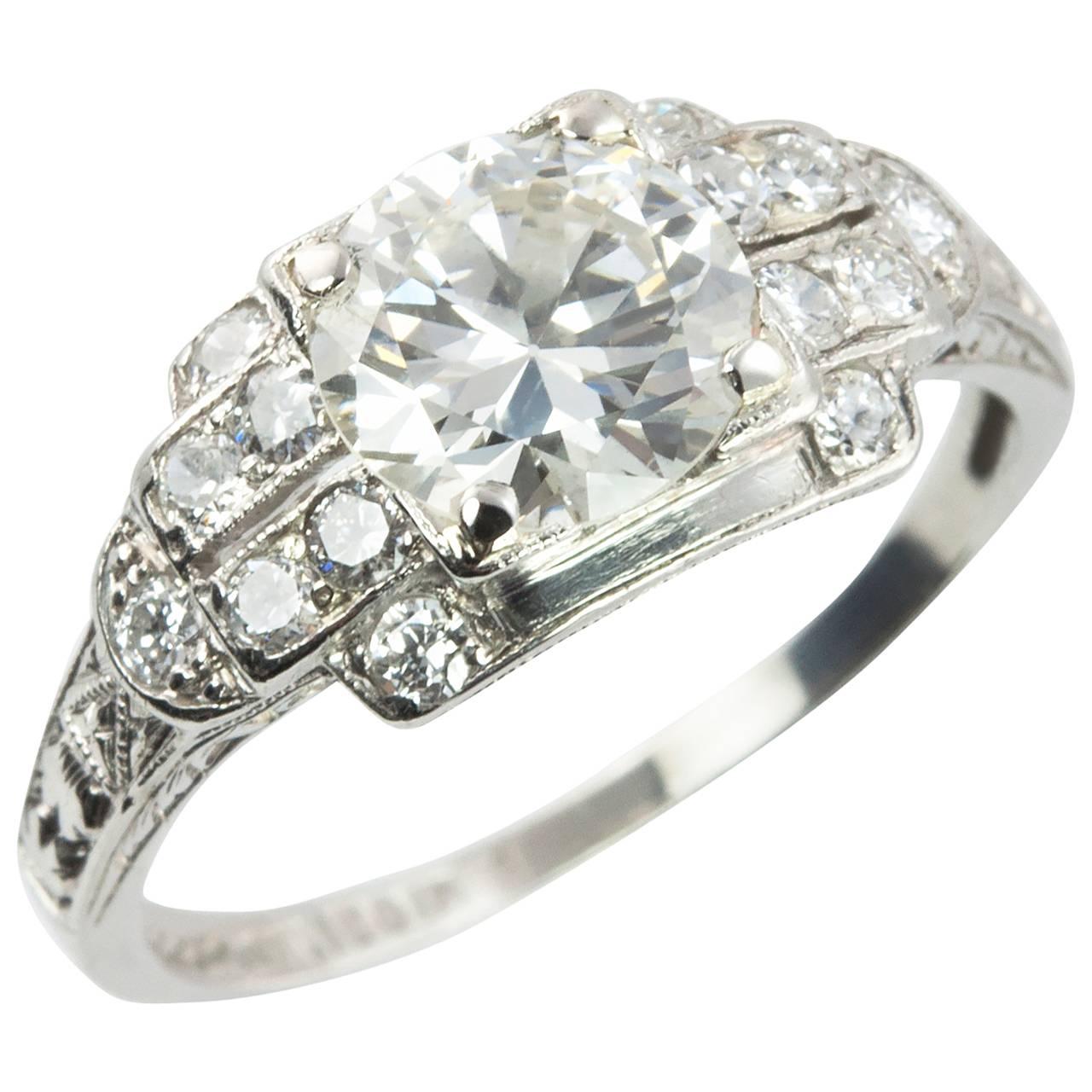 1.02 Carat Old European Cut Diamond and Platinum Engagement Ring For Sale