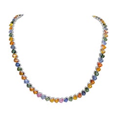 PAS DE RÉSERVE !  -  Collier AAA en or blanc 14 carats avec saphir poire multicolore 63,03 carats