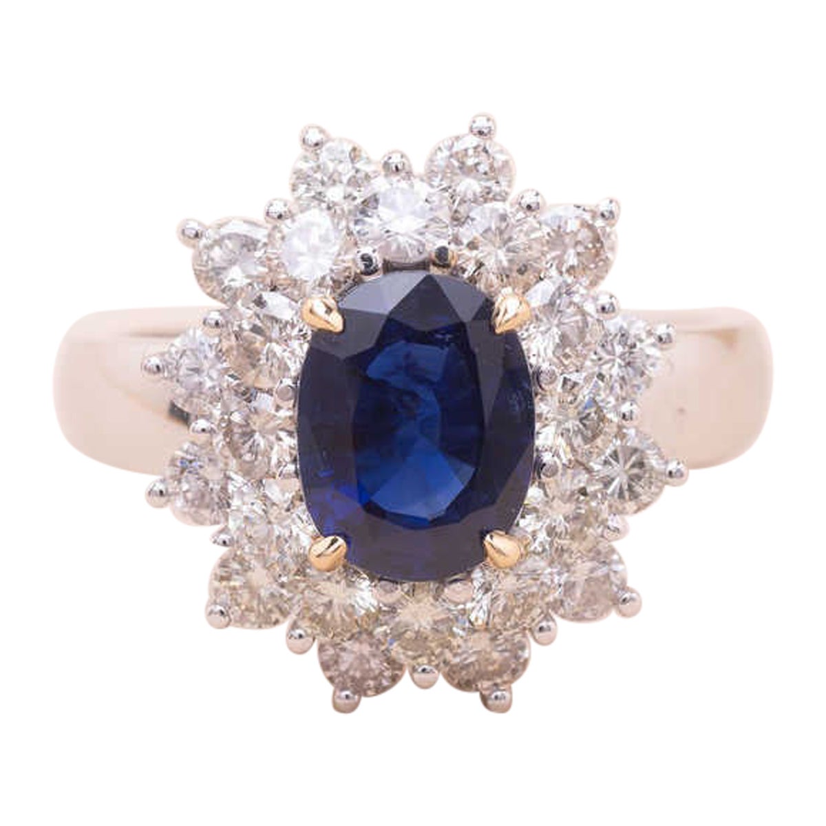 1.91 carat Sapphire and Diamonds Cluster Ring For Sale