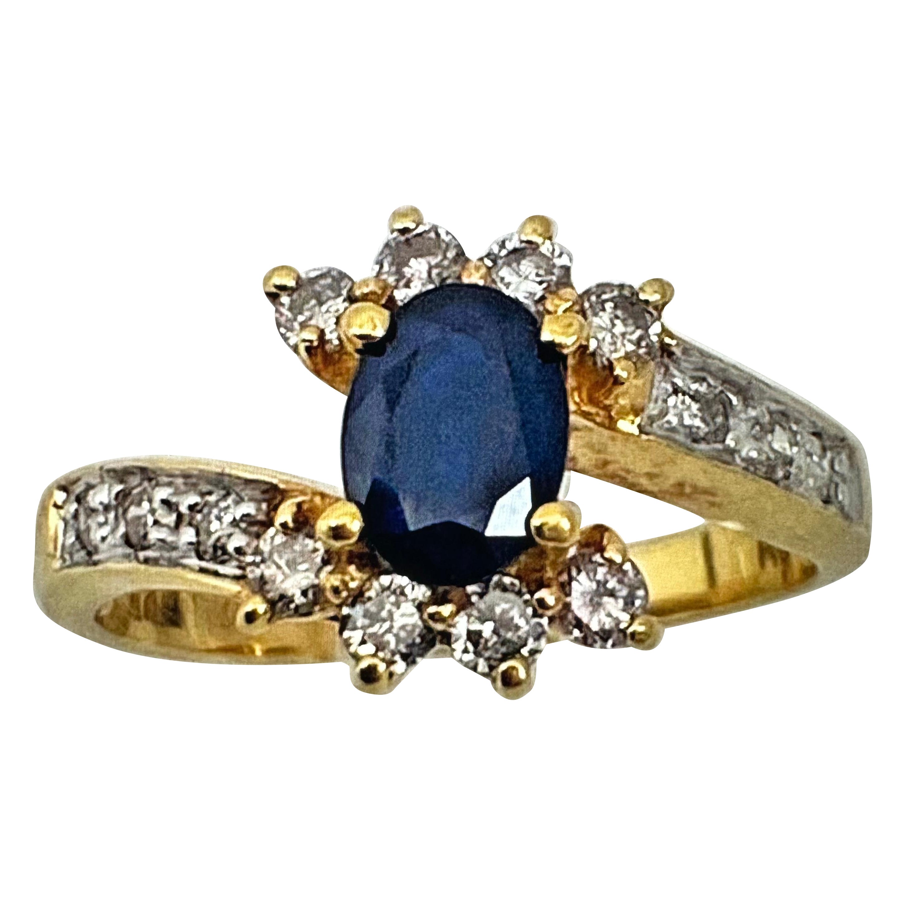 14k Yellow Gold 5mm x 8mm Oval Sapphire 14 Diamonds Ring Size 7 1/4 For Sale