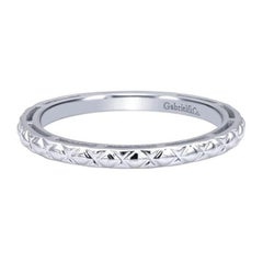   Criss Cross Designer White Gold Band