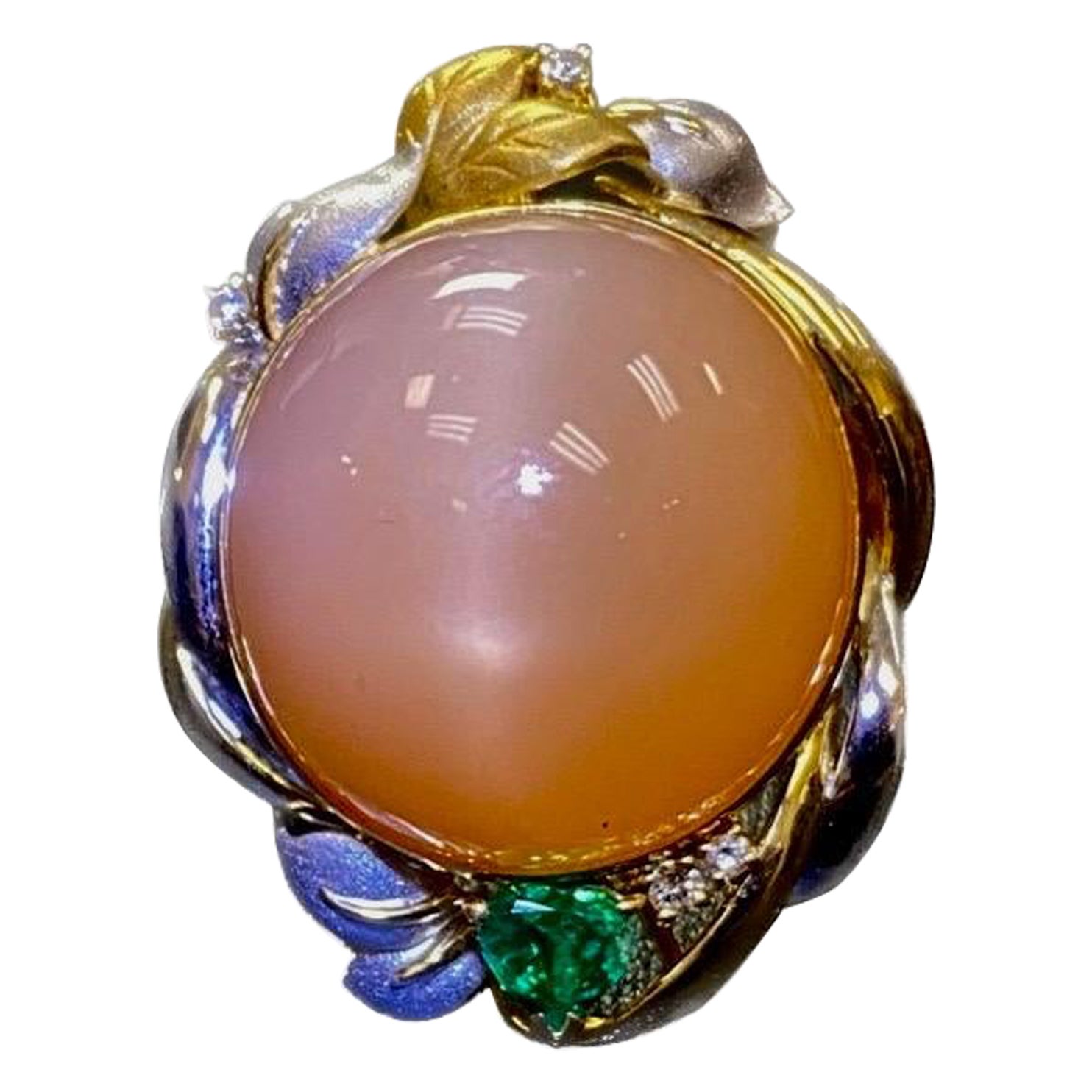 18K Yellow Gold Platinum 53.66 Carat Cat's Eye Pink Moonstone Cocktail Ring For Sale