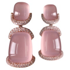Raffinierter Charme: Ohrringe aus 18-karätigem Roségold mit rosa Quarz und Diamanten
