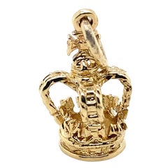 9 Karat Yellow Gold Crown Charm