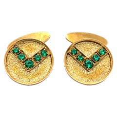 Vintage Emerald Set 18 Karat Yellow Gold Cufflinks, Circa 1970