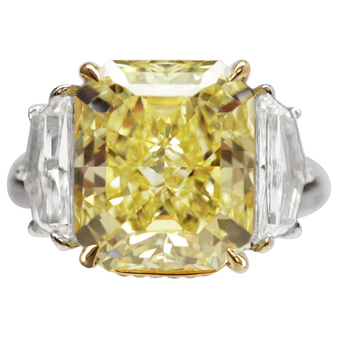 9.37 Carat Fancy Intense Yellow Radiant-Cut Diamond Trilogy Engagement Ring GIA For Sale
