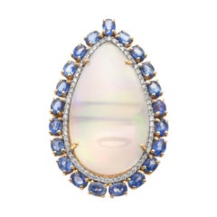 Äthiopischer Opal in Birnenform, blauer Saphir und Diamantring aus 18 Karat Gelbgold