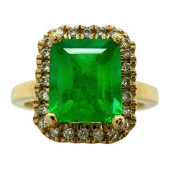 GIA Certified 1.55ct Colombian Emerald Diamond 18k Yellow Gold Cluster Halo Ring