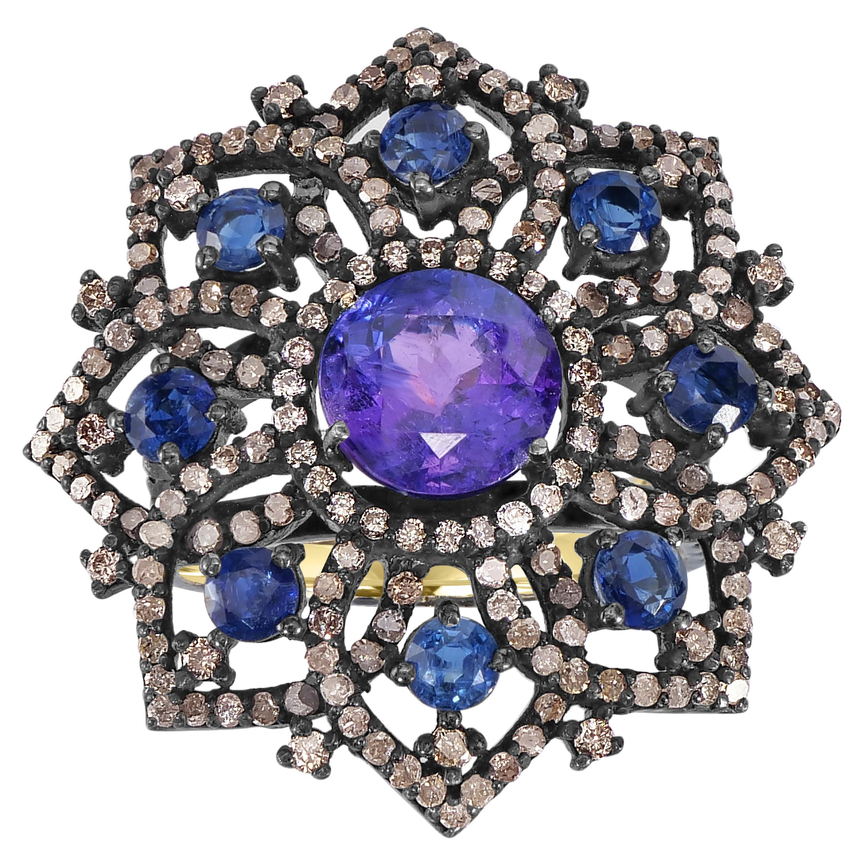Victorian 6.1 ct. pt. Bague à jonc fendu en tanzanite, cyanite et diamant à motif floral