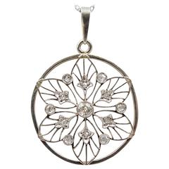 Charming Diamond Set Platinum Snowflake Pendant 6