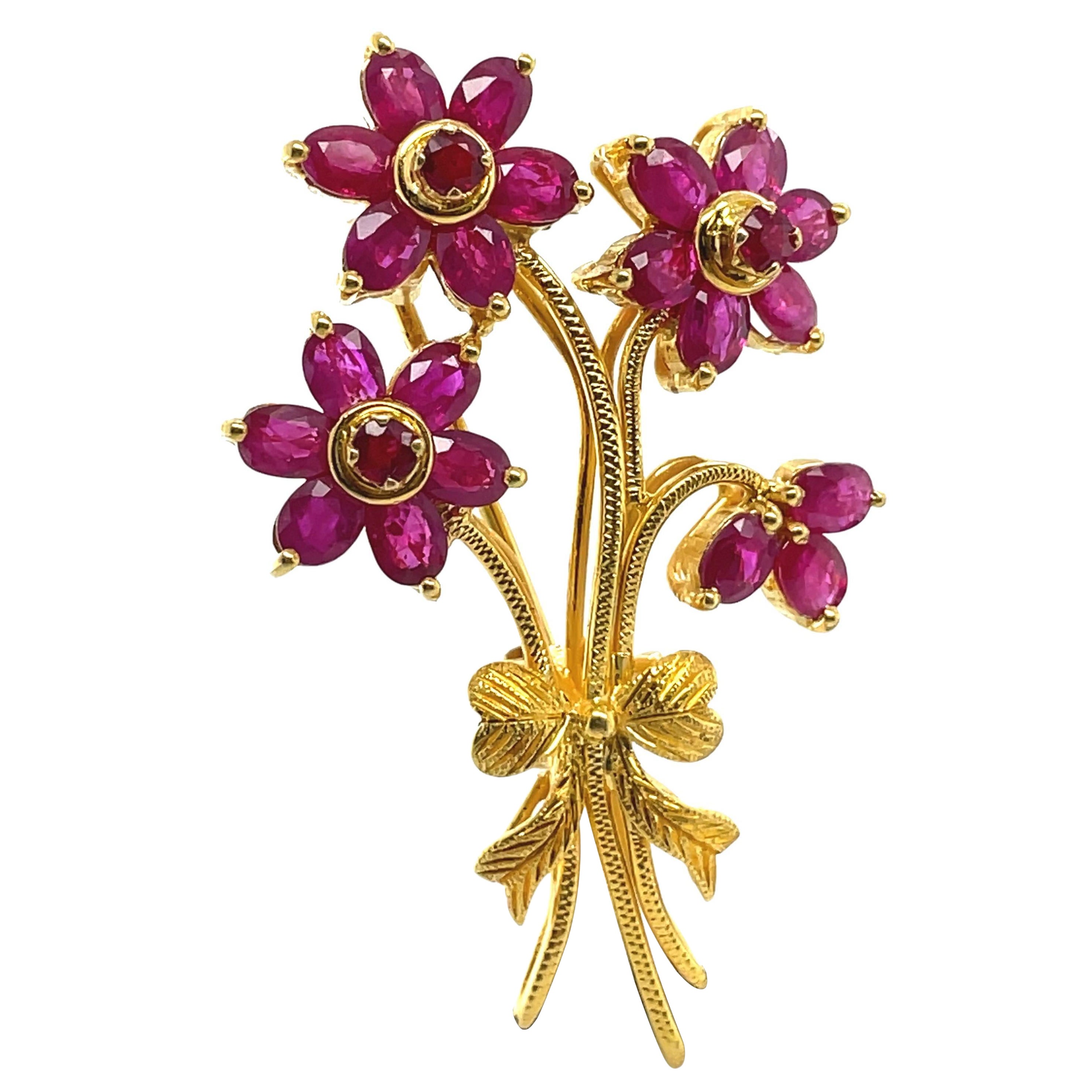Vintage Flowers Brooch, 22k Yellow Gold, 2 Carat Natural Ruby Estate Ruby Brooch For Sale
