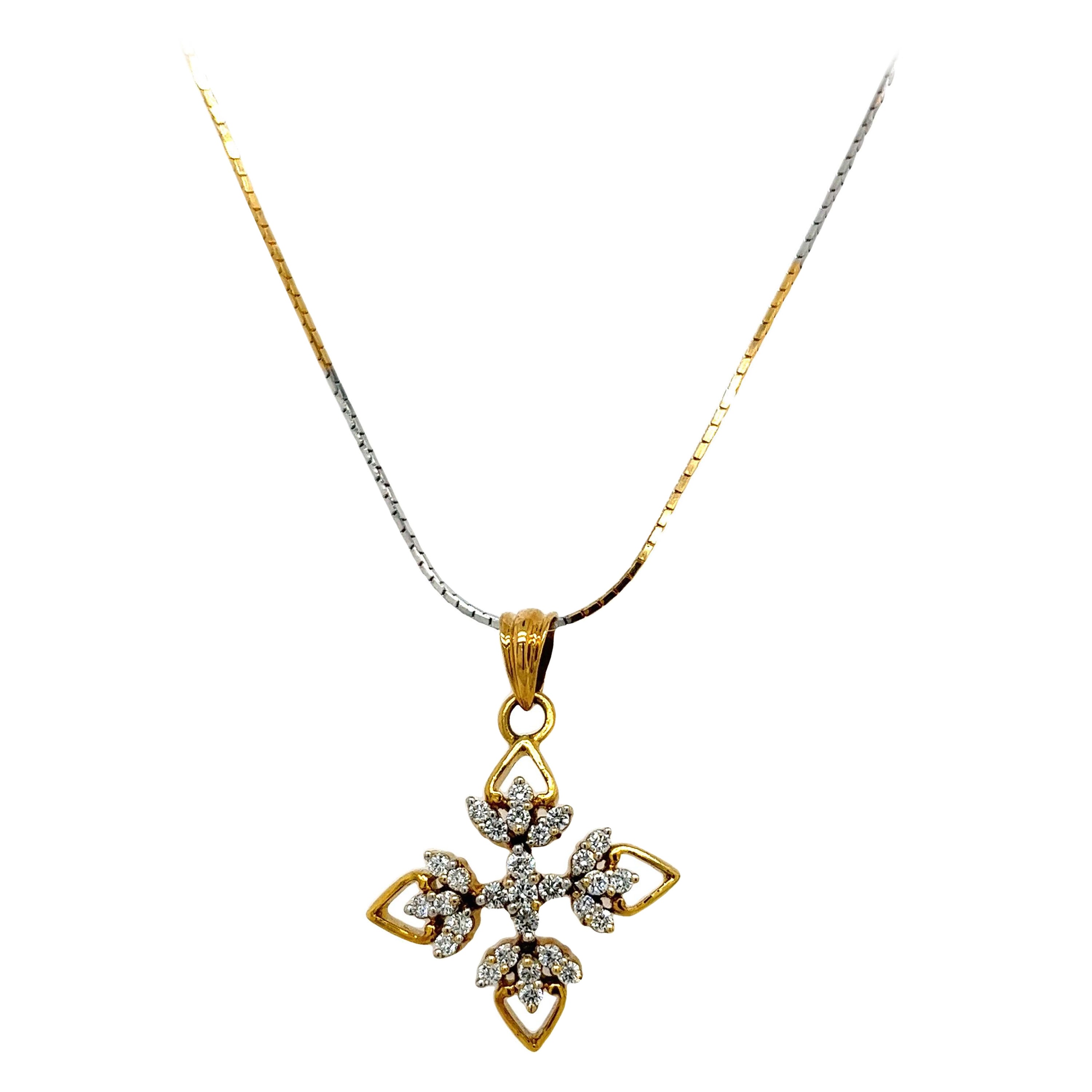 0.44carats Natural Diamond Snowflake Pendant Set In 18ct Yellow & White Gold For Sale