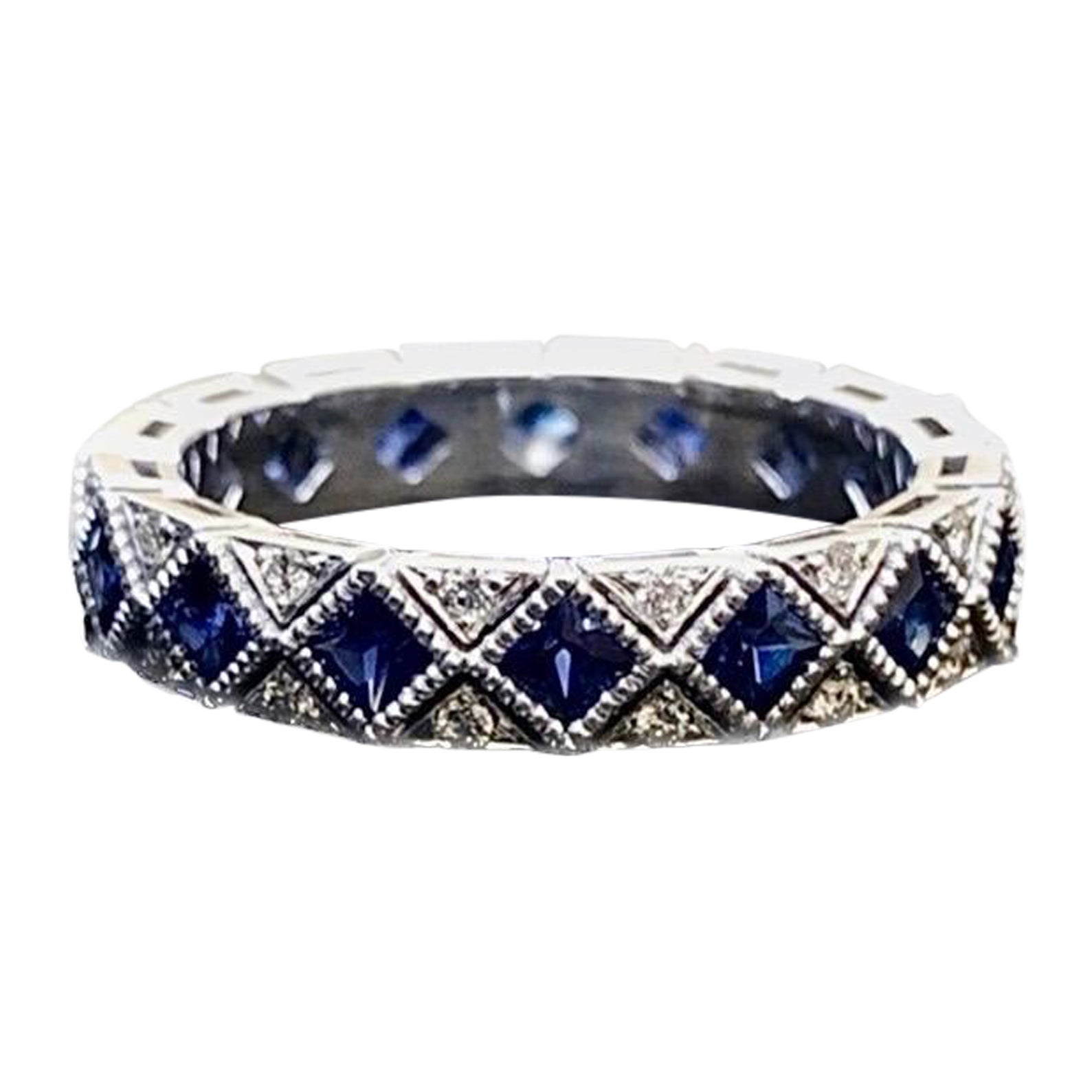Vintage inspirierter Art Deco Platin Eternity Diamant-Ring mit Prinzessinnenschliff Saphir