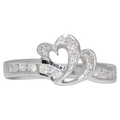 Stunning 0.25ct Heart-shaped Diamond Ring