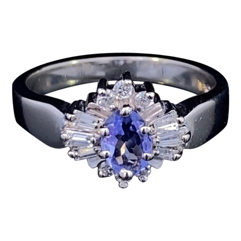 14K White Gold Oval Tanzanite & 1/4 CTW Baguette Diamond Ring size 6.5 For Sale
