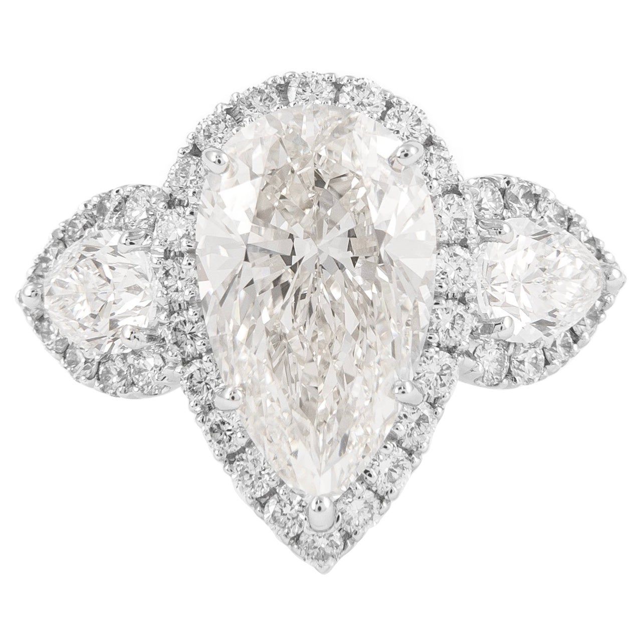 Alexander GIA, bague à trois pierres en or blanc 18 carats avec diamants en forme de poire de 4 carats