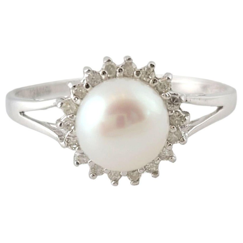 14 Karat White Gold Pearl and Diamond Ring Size 9.25 #14971 For Sale
