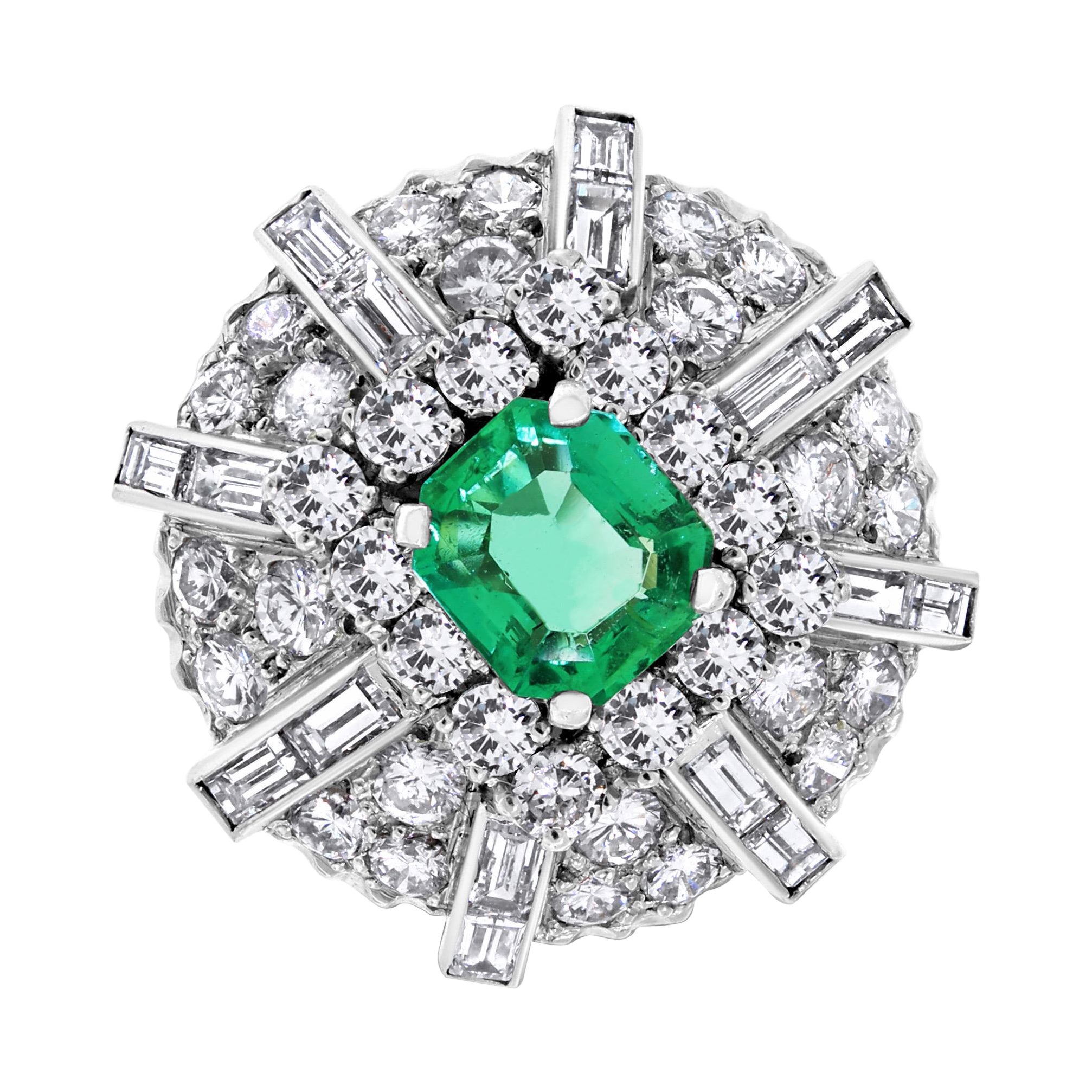 Colombia Emerald & Diamond Ring (5.20 cts Emerald & Diamonds) in Platinum For Sale