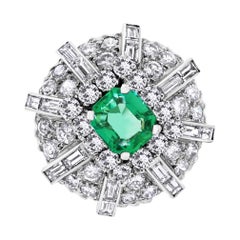 Colombia Emerald & Diamond Ring (5.20 cts Emerald & Diamonds) in Platinum