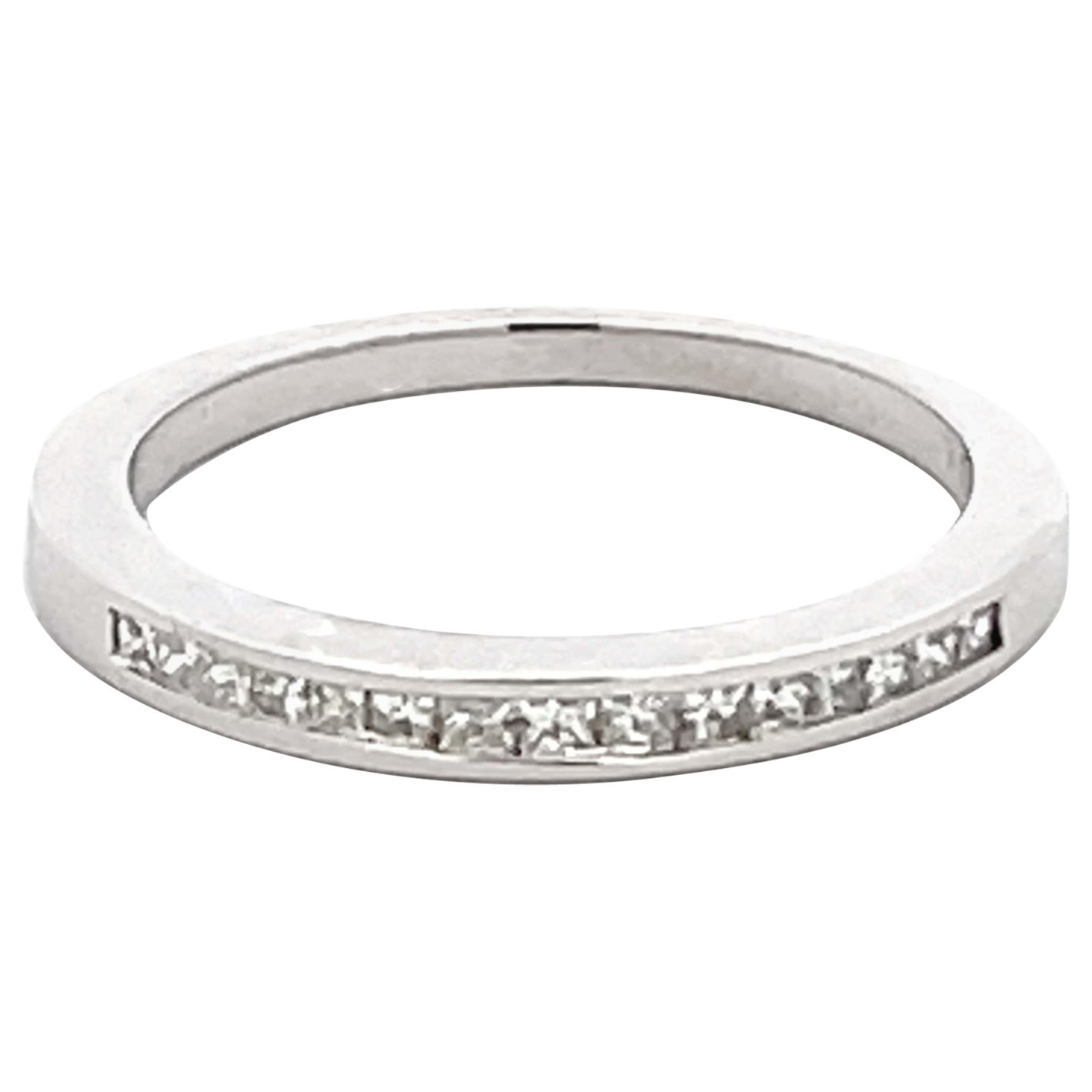 Anillo de diamantes talla princesa de oro blanco macizo de 14k