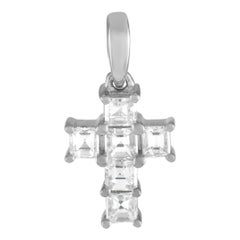 LB Exclusive Pendentif croix en or blanc 18 carats avec diamants 0,28 carat CH00106W