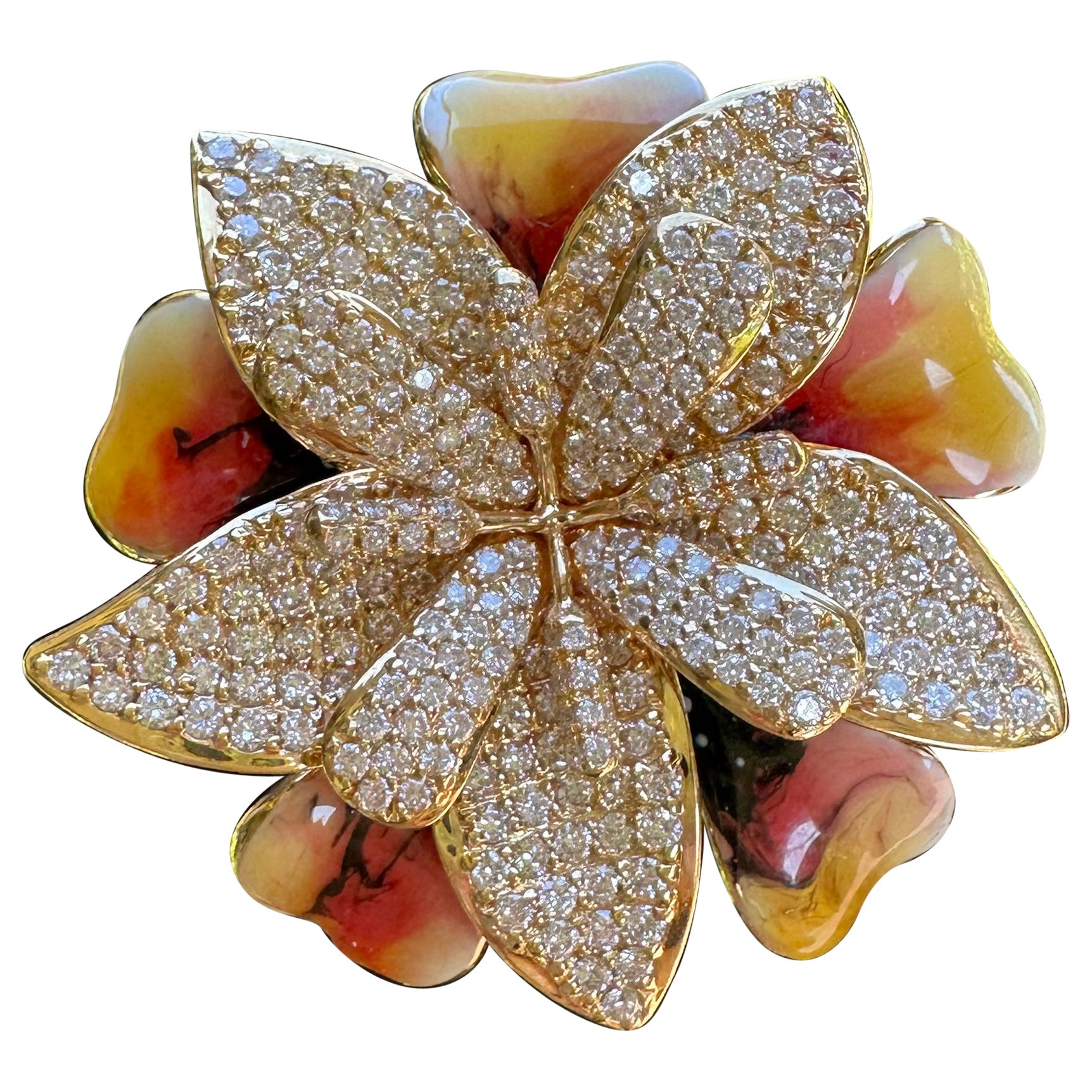 Einzigartiger 3dimensionaler Diamant- und Emaille-Ring mit tropischer Blume aus 18 Karat Gelbgold im Angebot