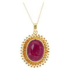 Glamorous 18k Yellow Gold Necklace w/ 12 Carat Ruby IGI Certificate