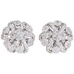 Boucles d'oreilles boutons en or avec diamants de 2,98 carats en forme de scène