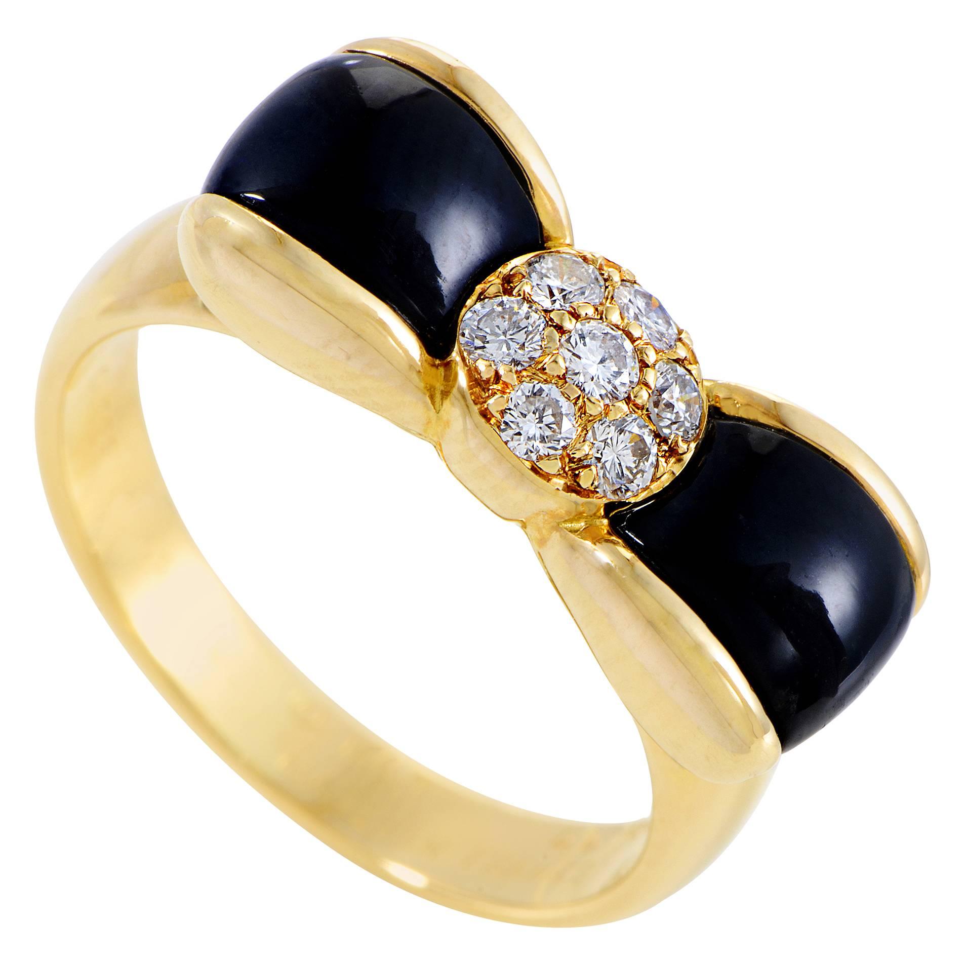 Van Cleef & Arpels Yellow Gold Diamond and Onyx Bow Ring