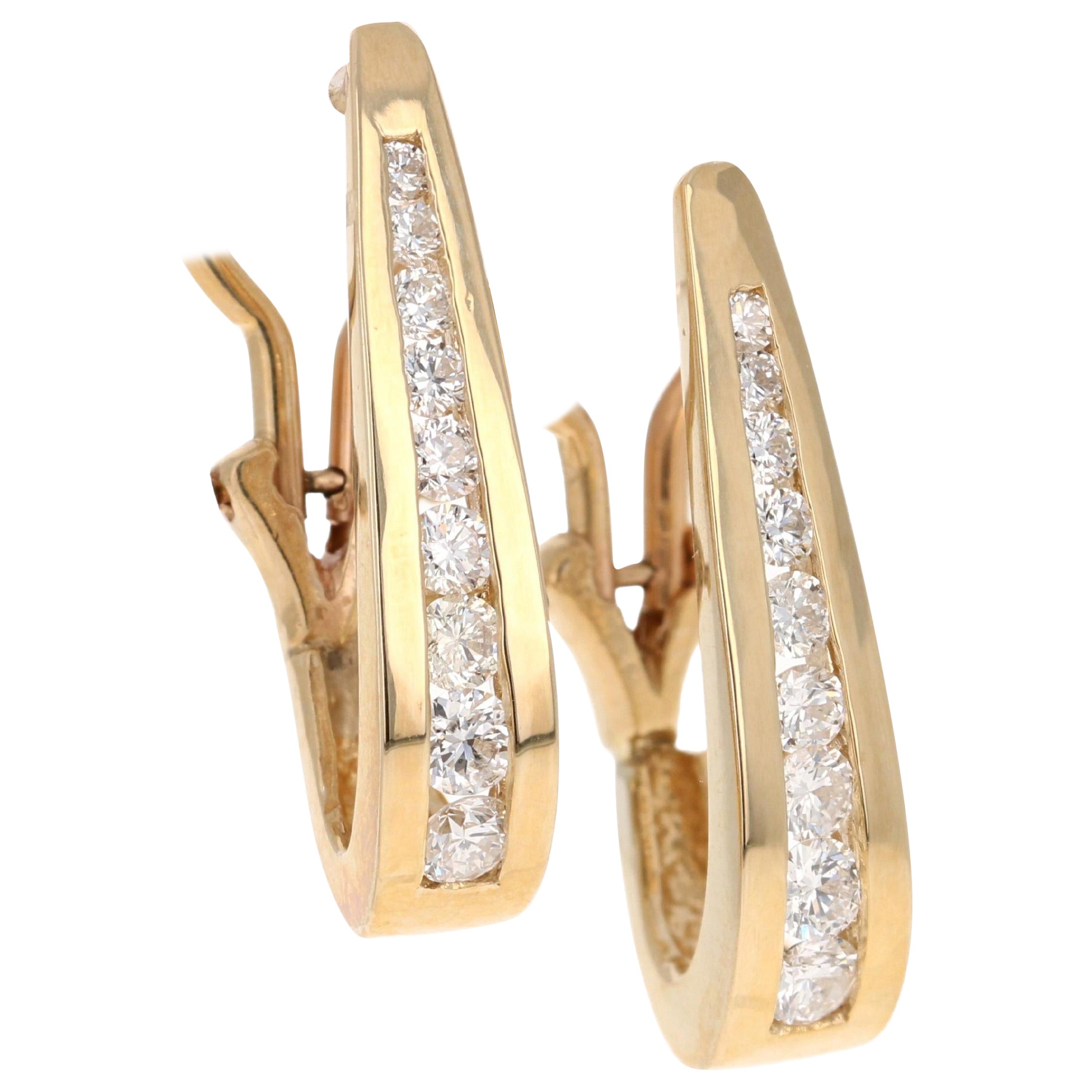 0.85 Carat Diamond Yellow Gold Earrings For Sale
