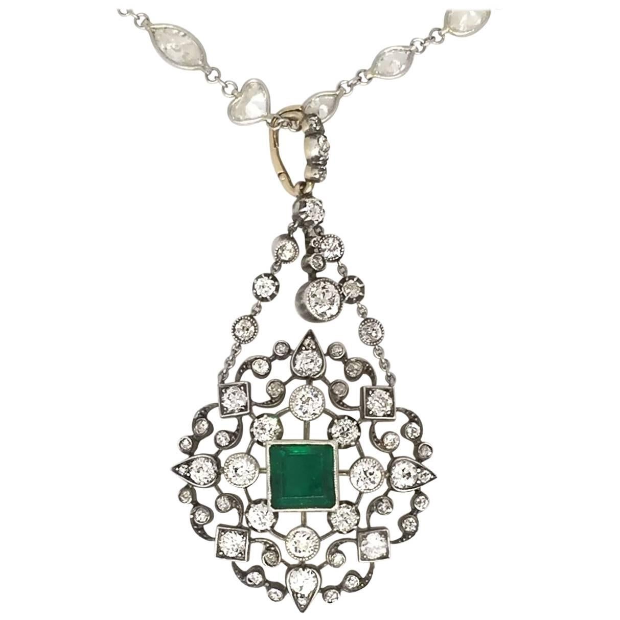 Antique Georgian Emerald & Diamond Pendant in 14k Gold Silver Top - HM1435 For Sale