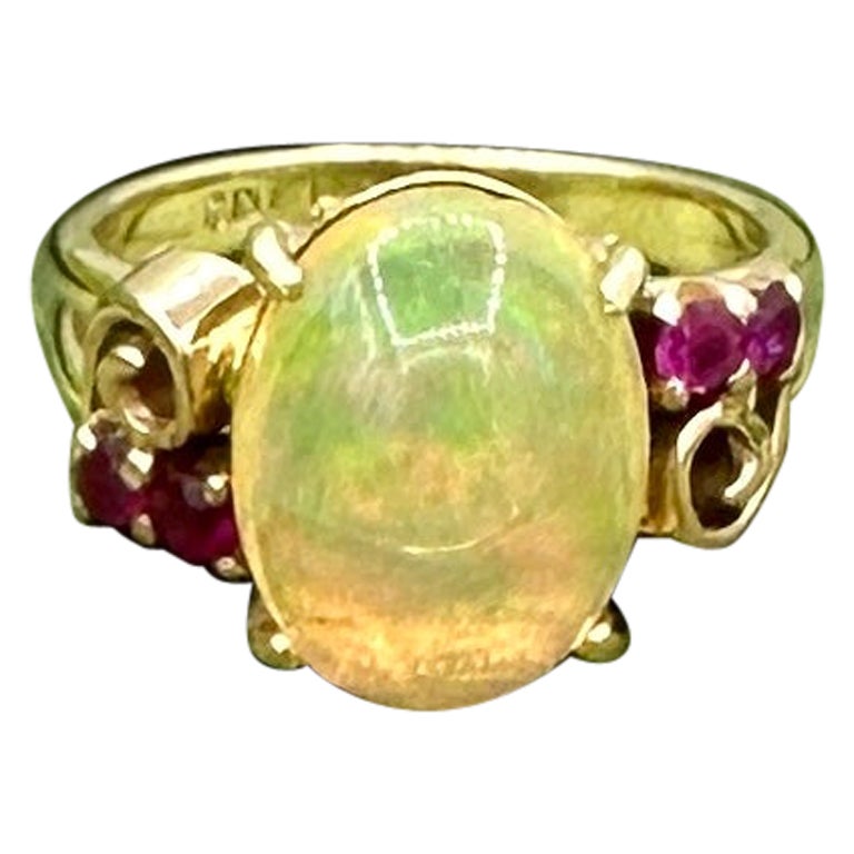 4 Carat Mexican Fire Opal Ruby Ring 14 Karat Gold Art Deco Retro Cocktail Ring For Sale