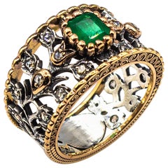 Vintage Art Deco Style White Rose Cut Diamond Octagon Cut Emerald Yellow Gold Ring